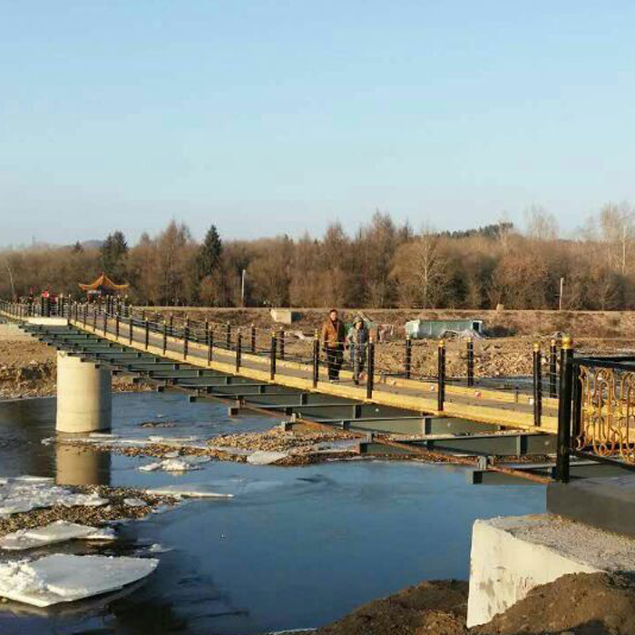 金山屯南山人行索道橋